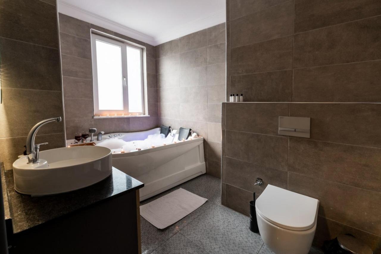 Arena Luxury Suites Hotel Стамбул Экстерьер фото